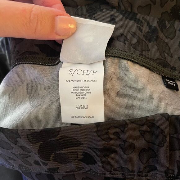 Cabi Small Safari Cheetah Leggings Black Gray Printed Stretch Mid Rise - Picture 3 of 9